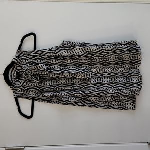 EUC Worthington blouse tank top, size medium, priced to sell